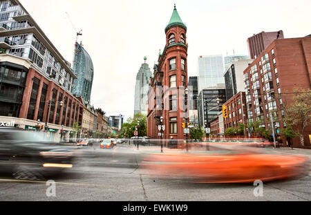 Flat Iron Building Toronto Front und Church Street Stockfoto