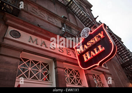 Massey Hall Toronto Schild außen Concert Hall Stockfoto