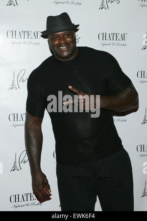 Las Vegas, NV, USA. 27. Juni 2015. Shaquille O'Neal im Ankunftsbereich für Shaquille O' Neal Renditen als DJ Diesel am Chateau Nightclub & auf dem Dach, Chateau Nightclub & auf dem Dach, Las Vegas, NV 27. Juni 2015. Bildnachweis: James Atoa/Everett Collection/Alamy Live-Nachrichten Stockfoto