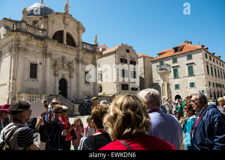 Kirche des Hl. Blasius (Sveti Vlaho) mit Blick auf Luza-Platz, Altstadt von Dubrovnik, Kroatien Stockfoto