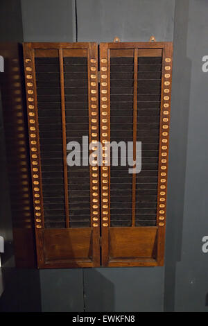 Taktung auf Aufnahme Zeitmaschine im Coventry Transport-Museum Stockfoto