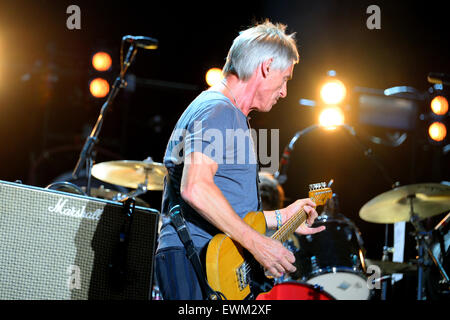 BENICASSIM, Spanien - 18 Juli: Paul Weller (Sänger, Songwriter und Musiker) führt bei FIB Festival. Stockfoto