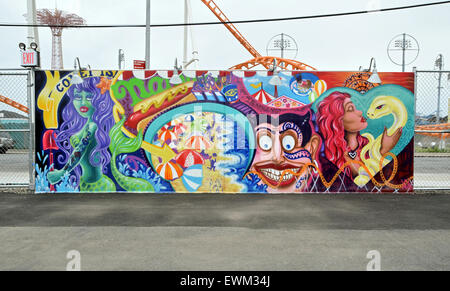 Eine der 30 oder so CONEY Kunst Wände in Coney Island, Brooklyn, New York City Stockfoto