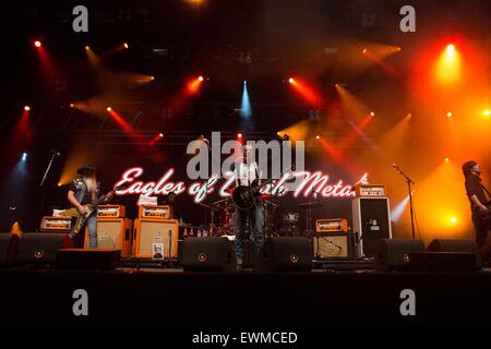 Eagles of Death Metal führt live Pinkpop Festival 2015 in Niederlande © Roberto Finizio / Alamy Live News Stockfoto