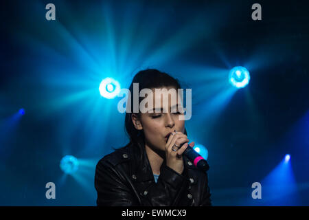 Kiel, Deutschland. 28nd Juni 2015 Musiker Lena führt auf der NDR-Bühne während der Kieler Woche 201 Kredit: Björn Deutschmann/Alamy Live News Stockfoto