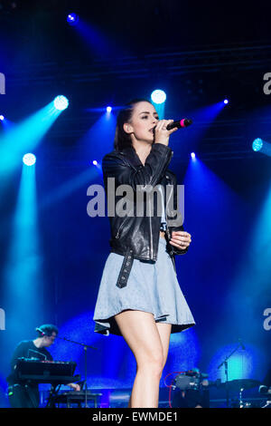 Kiel, Deutschland. 28nd Juni 2015 Musiker Lena führt auf der NDR-Bühne während der Kieler Woche 201 Kredit: Björn Deutschmann/Alamy Live News Stockfoto