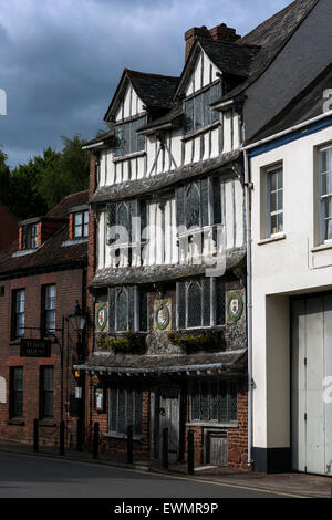 Inmitten von Exeter City West Viertel, Tiddy House oder alten Tudor House auf Exe-Insel. Stockfoto