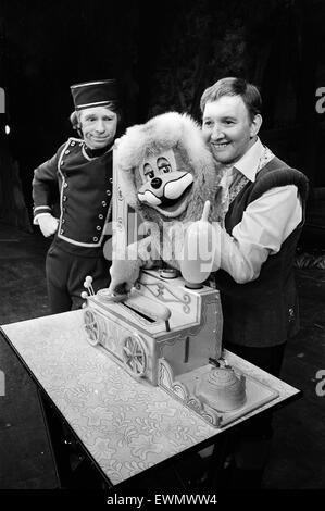 Cinderella, Pantomime, Fototermin, Alexandra Theatre, Birmingham, 19. Dezember 1975. Stockfoto