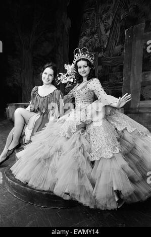 Cinderella, Pantomime, Fototermin, Alexandra Theatre, Birmingham, 19. Dezember 1975. Stockfoto