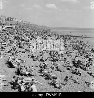 Urlaub Szenen in Brighton, East Sussex. 10. Juni 1962. Stockfoto