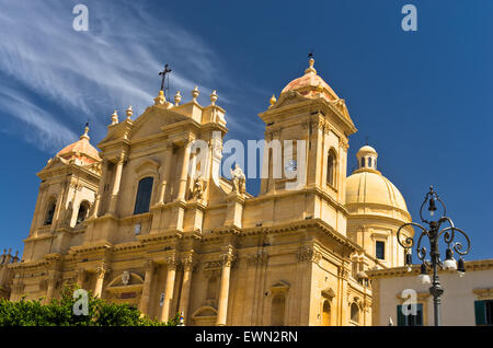 Architektonische Details der barocken Kathedrale in Noto, Sizilien Stockfoto