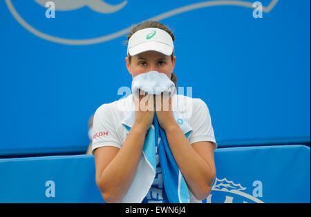 Johanna Konta zwischen den spielen bei den Aegon International in Eastbourne, 2015 Stockfoto