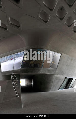 Wissenschaftsmuseum Phaeno in Wolfsburg-Niedersachsen-Deutschland modernen organischen Architektur Europas Stockfoto