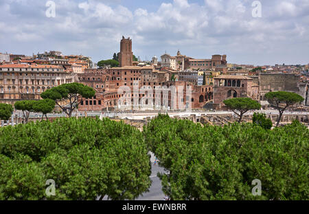 Das Forum Romanum ist ein rechteckiges Forum im Zentrum der Stadt Rom Stockfoto