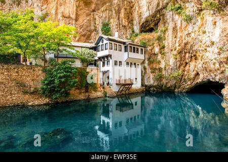 Schönes Haus in Blagaj Dorf auf Buna-Quelle Stockfoto