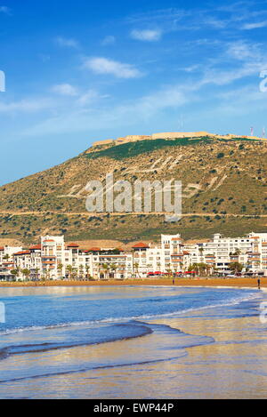 Agadir, Marina mit der Kasbah auf dem Hügel. Marokko Stockfoto