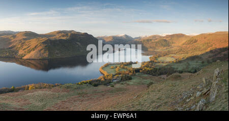 Panoramablick über Ullswater und Ort fiel von Gowbarrow, englischen Lake District Nationalpark Stockfoto