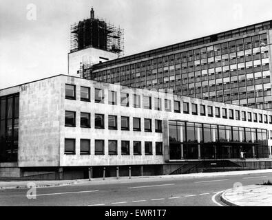 Die neue Newcastle Civic Centre, zeigt das große Gebiet des Glases. 2. August 1967. Stockfoto