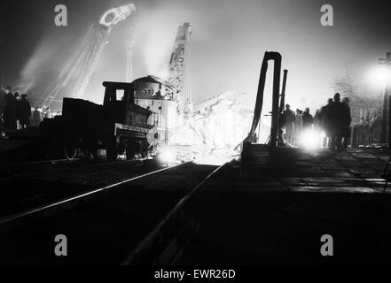 Das Sutton Coldfield Zugunglück, am 23. Januar 1955 in Sutton Coldfield stattfand. Eine ausdrückliche Personenzug unterwegs von York nach Bristol, entgleiste aufgrund überhöhter Geschwindigkeit in einer scharfen Kurve. 23. Januar 1955. Stockfoto