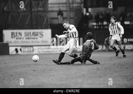 Huddersfield 2-1 Bury, 3 Liga match bei Leeds Road, Samstag, 22. Dezember 1990. Stockfoto