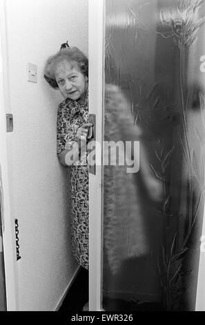 Pocken Ausbruch Birmingham 1978. Janet Parker wurde ein britischer medizinischer Fotograf die letzte Person, die an Pocken sterben. Sie war versehentlich zu einer Belastung ausgesetzt, die in einem Forschungslabor auf dem Boden unten an der University of Birmingham gewachsen war Stockfoto