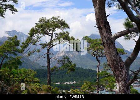 Berge und Meer rund um Kemer, Türkei Stockfoto