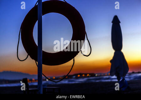 Strand von Rethymnon, Kreta, Griechenland, Sonnenuntergang Stockfoto