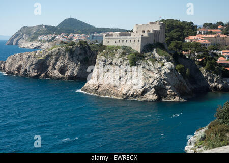 Festung Lovrijenac oder st. Lawrence Festung, häufig genannt "Dubrovniks Gibraltar", Blick von der alten Stadtmauer, Dubrovnik, Kroatien Stockfoto