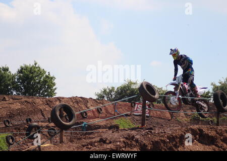 Aktion, Motorräder und Motocross Stunts und Sprünge Stockfoto