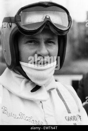 Porträt von Formel1 motor-Rennfahrer Bruce McLaren. Juli 1968. Stockfoto