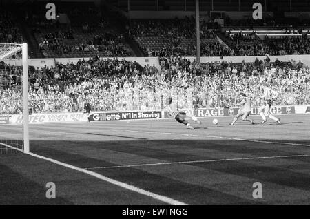 Luton Town 1-4 lesen, 1988 Simod Cup-Finale, Wembley Stadium, London, Sonntag, 27. März 1988. Stockfoto