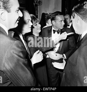 Barbra Streisand, Champagner-Empfang, nach West End Premiere von Funny Girl, Prince Of Wales Theatre, London, 13. April 1966. Stockfoto