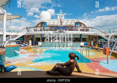 Sonnendeck der "Brilliance of the Seas" Royal Caribbean cruise Schiff, Ostsee, Nordeuropa Stockfoto