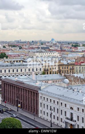 Historische Gebäude und Straßen in St. Petersburg, Russland Stockfoto