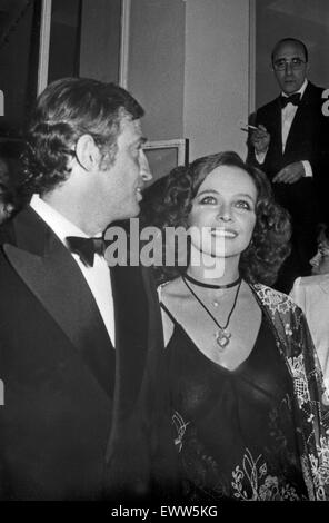 Jean Paul Belmondo Beim Filmfestival in Cannes 1974, Frankreich 1970er Jahre. Jean Paul Belmondo auf dem Cannes Film Festival 1974, Frankreich der 1970er Jahre. Stockfoto