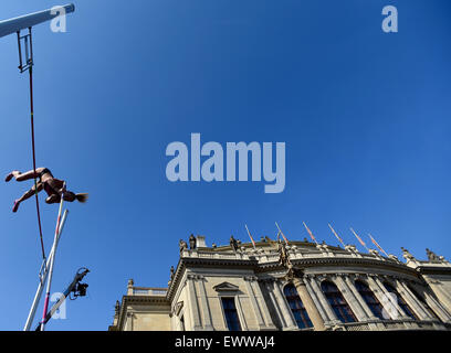 Prag, Tschechische Republik. 1. Juli 2015. Jirina Ptacnikova (CZE) in Prag Stab, sportliche Ausstellung treffen Pole springen auf 1. Juli 2015 in Prag, Tschechien. Bildnachweis: CTK/Alamy Live-Nachrichten Stockfoto