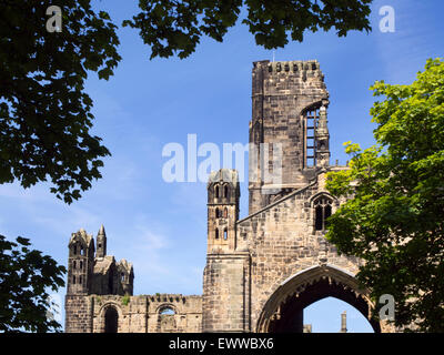 Kirkstall Abbey von Abbey Road Kirkstall Leeds West Yorkshire England Stockfoto