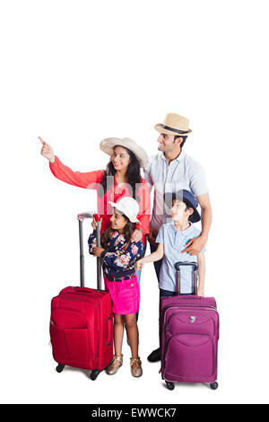 indische Eltern und Kinder Passagier-Flughafen-Vorbereitung Stockfoto