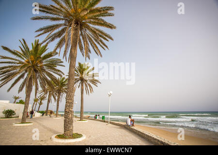 Schöner Strand an der Küste des Mittelmeers in Hammamet, Tunesien Stockfoto