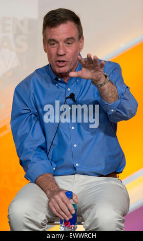 Aspen, Colorado, USA. 1. Juli 2015. Virginia Gouverneur MARK WARNER spricht die Aspen Ideas Festival. Bildnachweis: Brian Cahn/ZUMA Draht/Alamy Live-Nachrichten Stockfoto