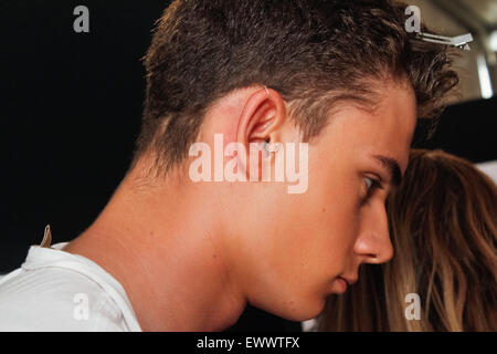 Hinter den Kulissen für Burberry in London Sammlungen Männer SS16 Stockfoto