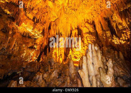 Italia Puglia Grotte di Castellana - Grotta Bianca Italien Apulien Castellana Grotte - weiße Höhle Stockfoto