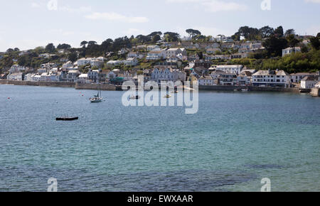 Dorf-Gebäude und den Hafen, St Mawes, Cornwall, England, UK Stockfoto