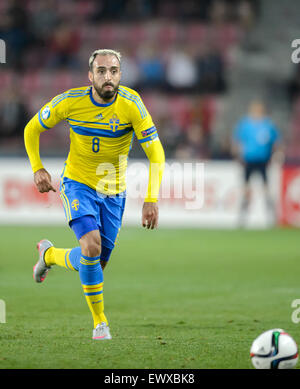 Prag, Tschechische Republik. 27. Juni 2015. Abdullah Khalili von Schweden in Aktion während der UEFA-U21-Europameisterschaft 2015 Halbfinale Fußball Spiel Dänemark gegen Schweden in Prag, Tschechische Republik, 27. Juni 2015. Foto: Thomas Eisenhuth/Dpa - NO-Draht-SERVICE-/ Dpa/Alamy Live News Stockfoto