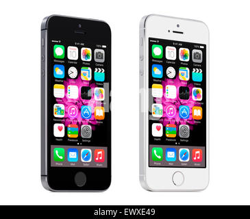 Varna, Bulgaria - December 08, 2013: Apple Space Gray and Silver iPhone 5S rotated at a slight angle and displaying iOS 8 mobile Stockfoto