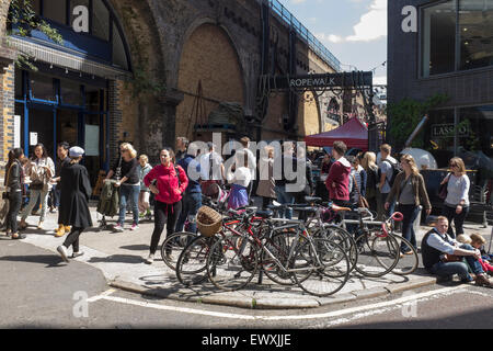 Reeperbahn Streetfood-Nachtmarkt Maltby Street London Stockfoto