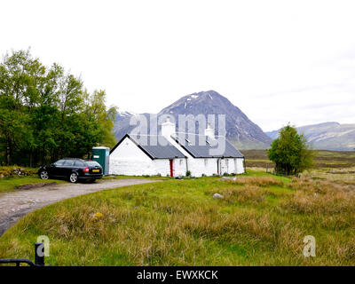 Buachaille Etive Mor von schwarzen Hütte, Rannoch Moor, Argyle, Schottland. Stockfoto