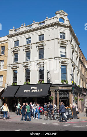 Die zehn Glocken Public House Commercial Street Spitalfields London Stockfoto