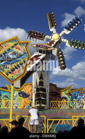 DEU, Deutschland, Aachen, Kirmes Oecher Bend, Karussell.  DEU, Deutschland, Aachen, Karussel Auf der Kirmes Oecher Bend. Stockfoto