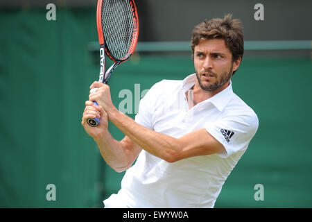 Wimbledon, Großbritannien. 2. Juli 2015. Das Tennisturnier von Wimbledon. Herren Einzel zweiten Vorrundenspiel Gilles Simon (Fra) Credit: Action Plus Sport/Alamy Live News Stockfoto